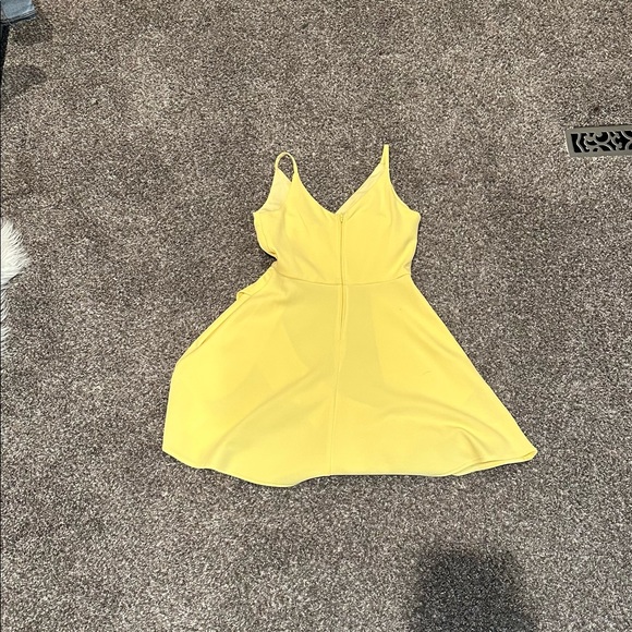 Yellow Short Dress - Picture 3 of 4